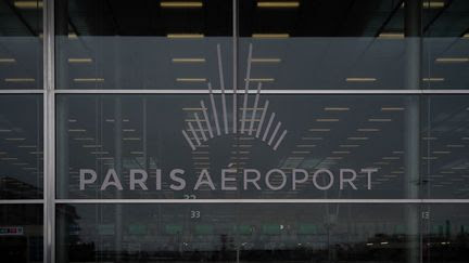 Le préavis de grève pour mercredi levé dans les aéroports parisiens après un accord sur une prime pour les Jeux de Paris