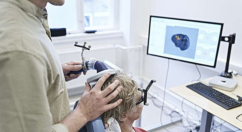 Electrical stimulation of the nervous system can improve motor learning