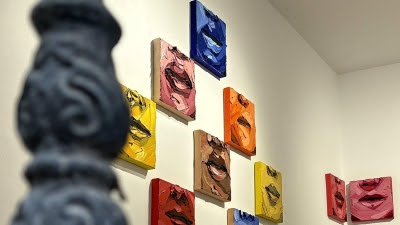 Elena Gual lleva una reflexión sobre el silencio, la intimidad y el cuerpo al Arma Gallery en 'Is Anybody at Home?'
