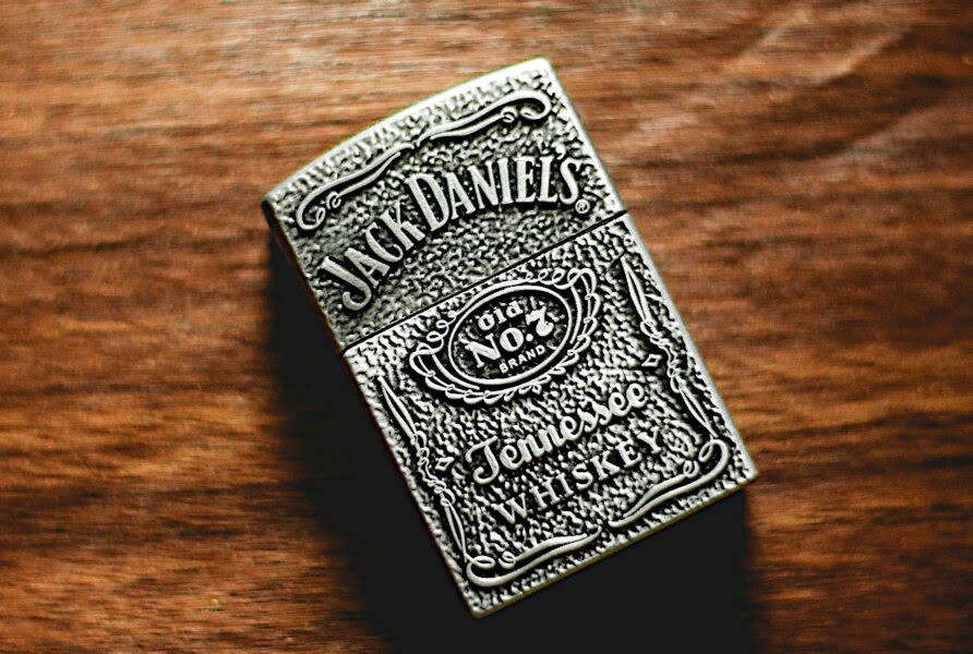 Jack Daniels, Harley Davidson - kolejne marki porzucają politykę woke