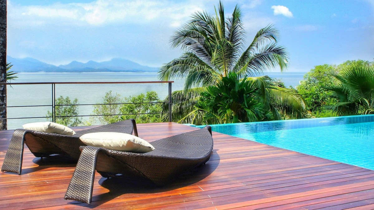 muebles de piscinas de lujo