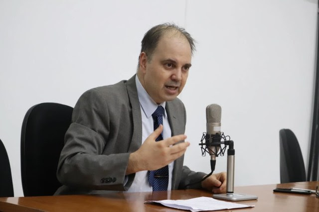 professor de Direito Internacional Aziz Tuffi Saliba, da Universidade Federal de Minas Gerais (UFMG)