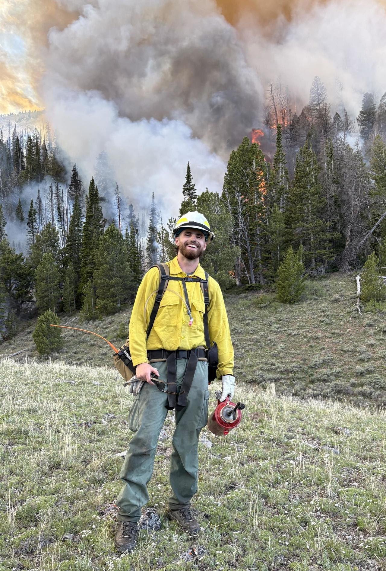 Ben Mogensen '24 fights wildfires with U.S. Forest Service