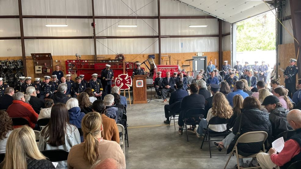 Service honors firefighters who lost their lives in the line of duty