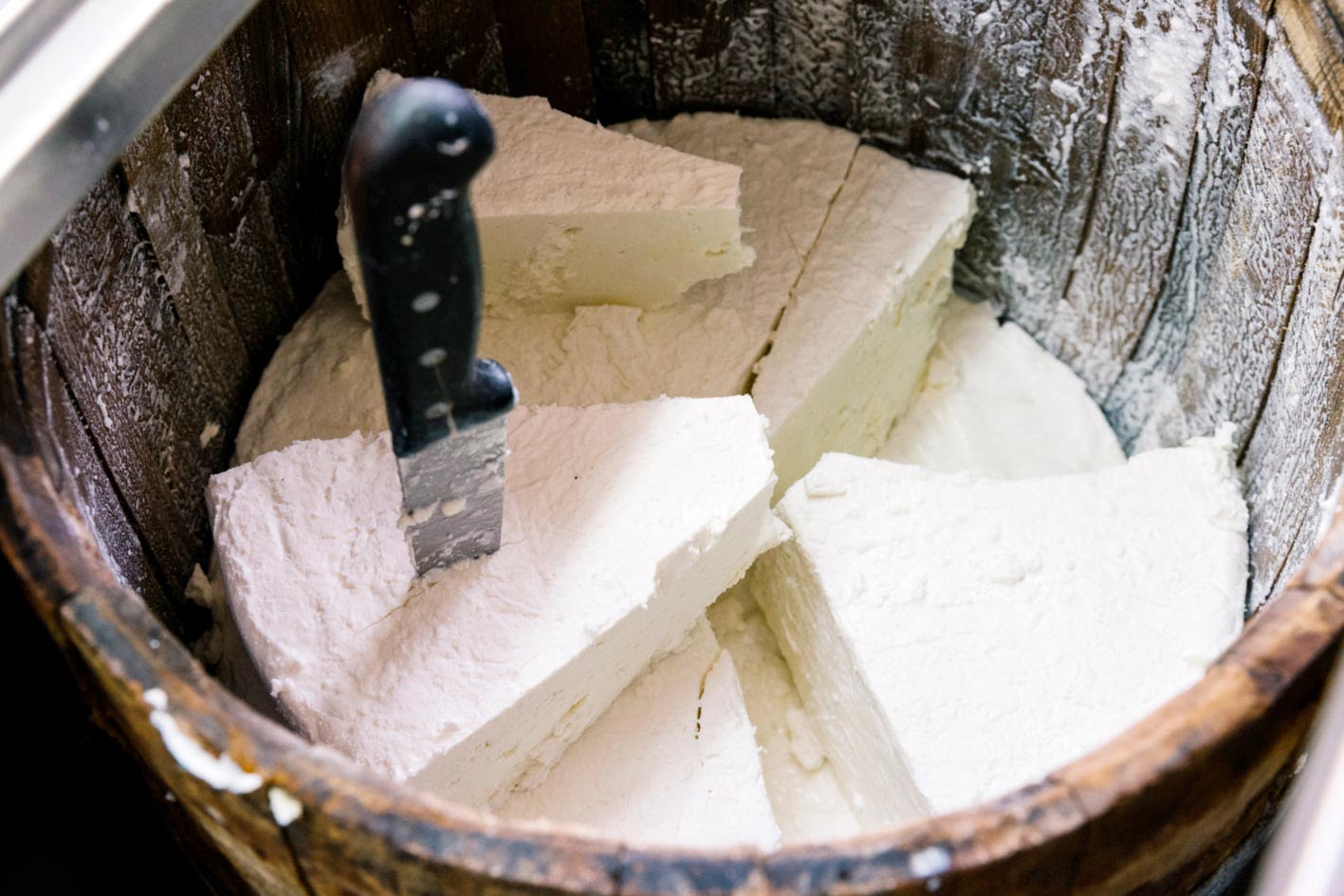 FETA BARELI