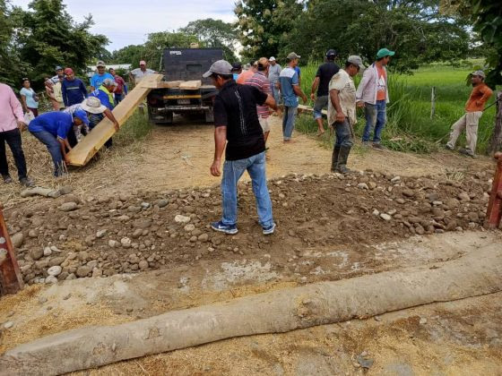 Se restableció el paso por el puente Michay pero los productores de Barinas padecen las secuelas