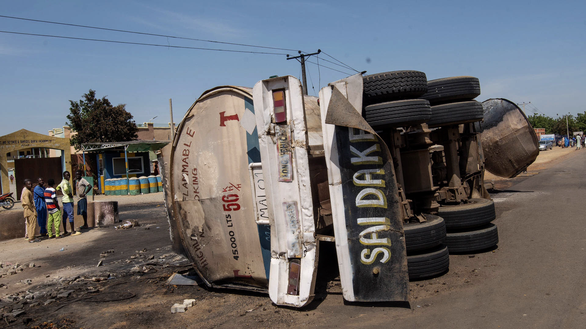 Au Nigeria, des dizaines de mort à la suite de l'explosion d'un camion-citerne