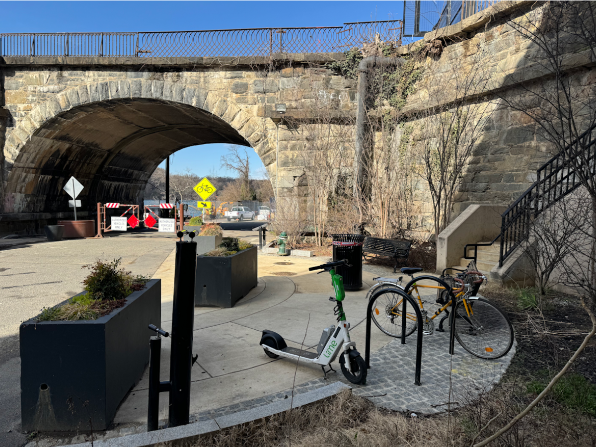 A view of the aqueduct from the sitting area on Water Street NW