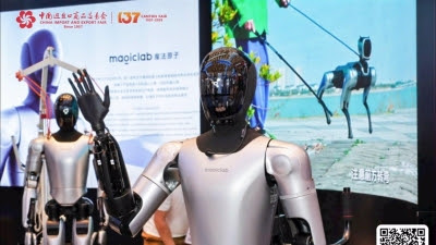 80 madrileños compiten en el concurso de creación de robots Eurobot