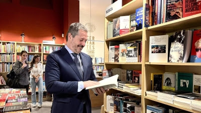 Las bibliotecas públicas de la región renovarán su catálogo con libros adquiridos en 110 pequeñas librerías de la región