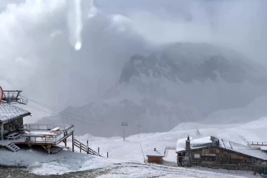 PHOTOS. 'Remarquables mais pas exceptionnelles', les premières neiges sont tombées dans les Alpes du Nord