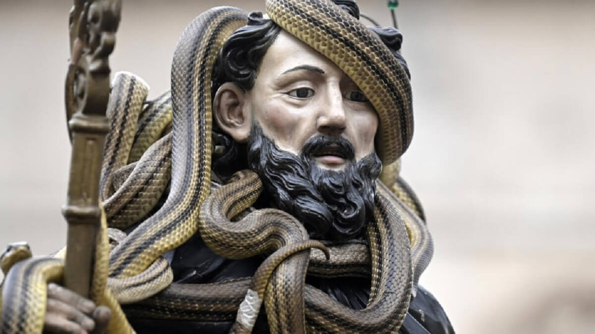 ¿Sabías que hay un ＂protector＂ contra las mordidas de serpiente? Te contamos todo sobre Santo Domingo de Sora