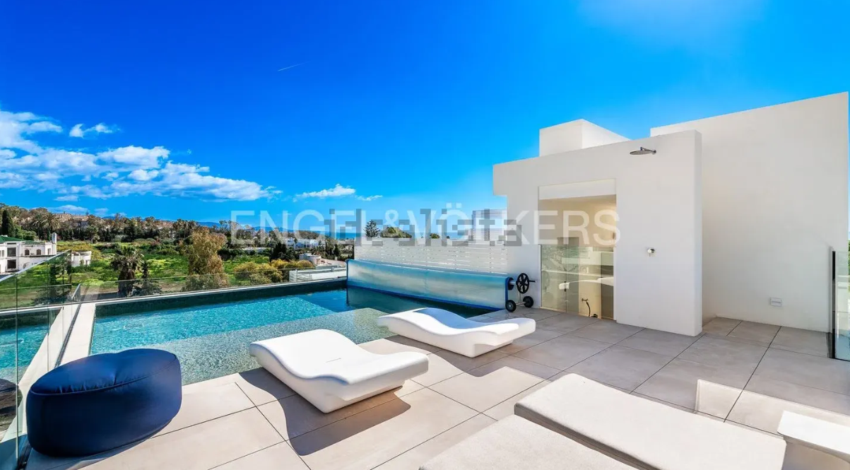 ¿Qué puedo hacer en mi terraza privada? (cerramiento, sauna, jacuzzi, barbacoa, jardín, piscina, pérgola, etc.).