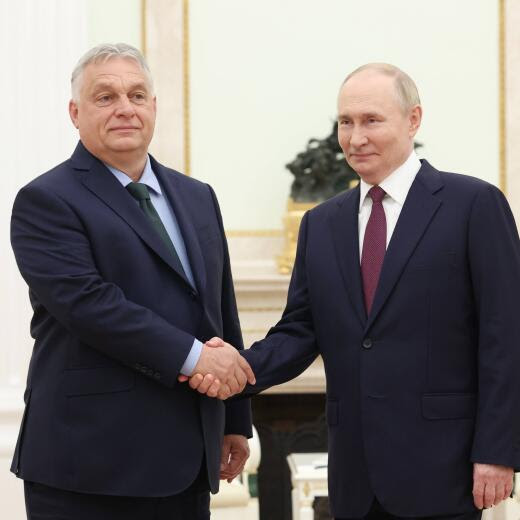 Russia Hungary 8722866 05.07.2024 Russian President Vladimir Putin shakes hands with Hungarian Prime Minister Viktor Orban, left, during a meeting at the Kremlin, in Moscow, Russia. Valeriy Sharifulin / POOL Moscow Russia PUBLICATIONxINxGERxSUIxAUTxESTxLTUxLATxNORxSWExDENxNEDxPOLxUKxONLY Copyright: xValeriyxSharifulinx