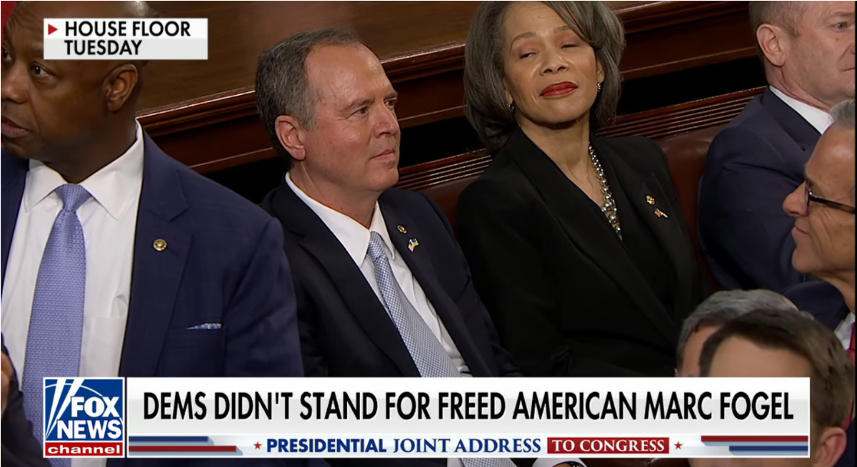 Screenshot of democrat not clapping.