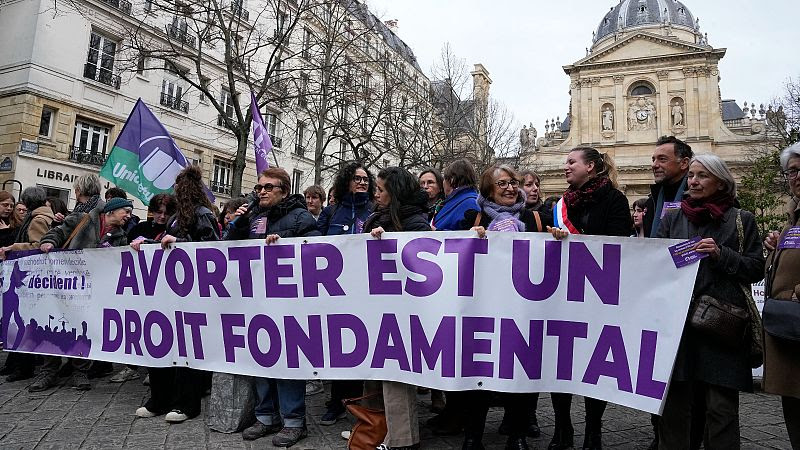 French lawmakers to vote to enshrine abortion rights in Constitution 800x450_cmsv2_6bb51fc8-3e4b-52e9-8215-81ef37dfa0d9-8283528