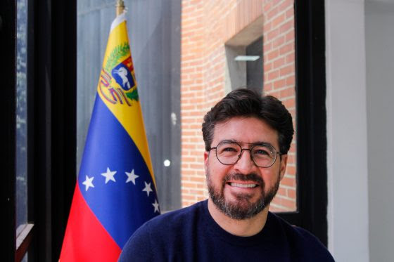 Daniel Ceballos: Soy un camino intermedio entre dos minorías que hacen una gran bulla