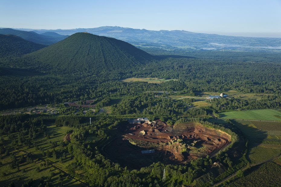 INSOLITE. Et si vous visitiez le coeur d'un vrai volcan d'Auvergne ?
