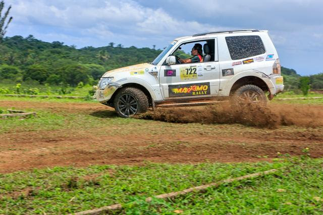 Em roteiro com muitos obstáculos, competidores precisaram poupar os veículos (Moisés Sabá)