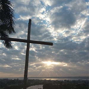 Cross-sunrise-Matanzas-Bay-Cuba-2-photo-Jose-Manuel