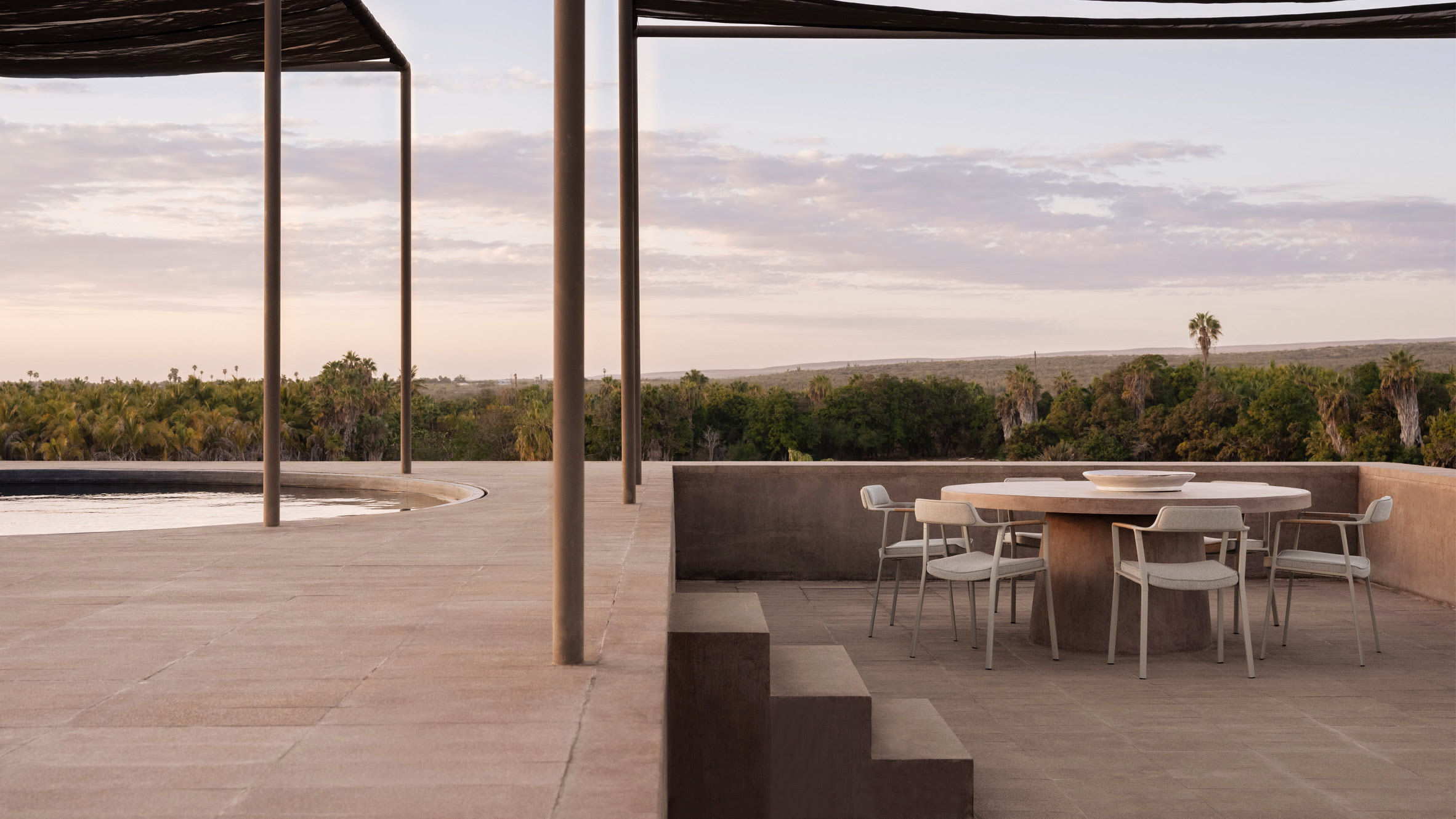La marca Vipp se aventura al mundo de la restauración con este conjunto de casas de huéspedes diseñado por el estudio mexicano PPAA en Todos Santos.