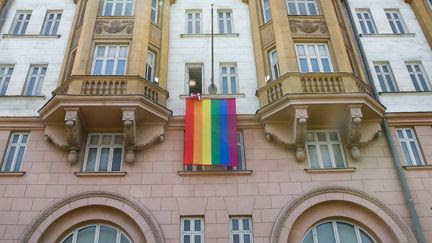 Russie : le propriétaire d'un bar LGBT+ arrêté et accusé 'd'extrémisme'