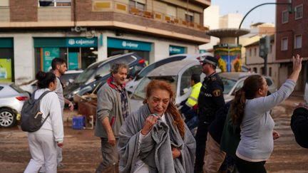 Inondations meurtrières en Espagne : comment expliquer un bilan aussi lourd ?