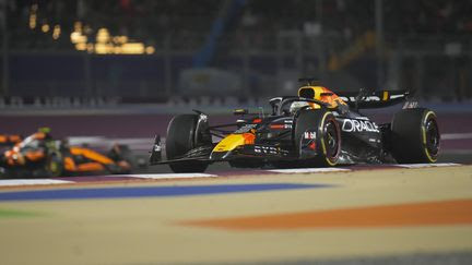 F1 : Verstappen toujours en tête, Norris pénalisé de 10 secondes... Suivez le Grand Prix du Qatar