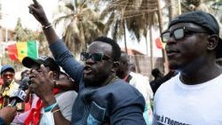 Alcune proteste nelle strade del Senegal prima della firma della pax sociale