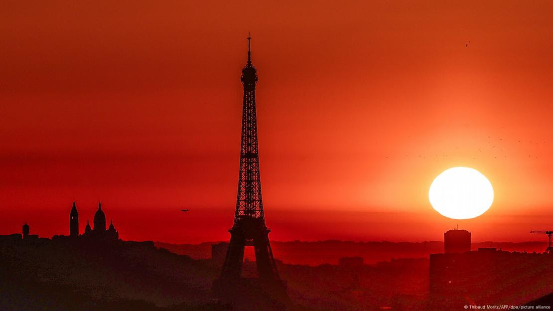 Sol e Torre Eiffel Sol e Torre Eiffel