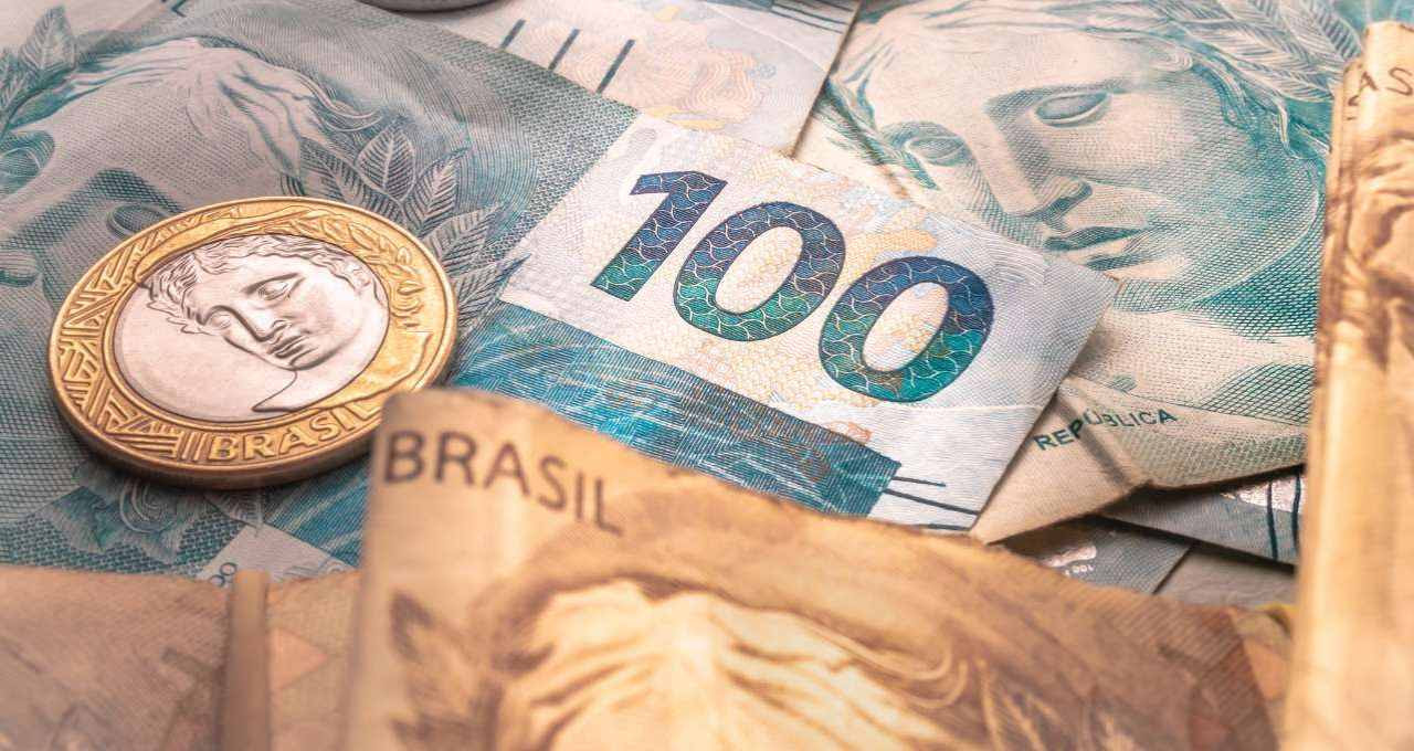 Economia, Mercados, IPCA, Inflação, Selic, Copom, Santander, Dólar iof