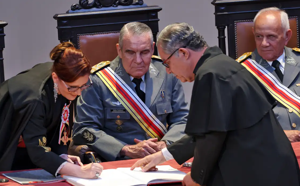 Nova presidente do STM diz que Bolsonaro pode ser julgado por crime militar
