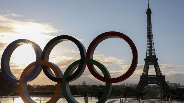 À 100 jours des Jeux olympiques, comment les athlètes préparent-ils la dernière ligne droite ?