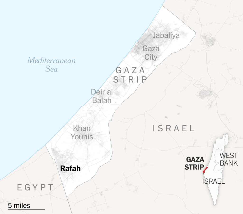 A map showing the Gaza Strip and locations of major cities. Rafah is along the border between the Gaza Strip and Egypt.