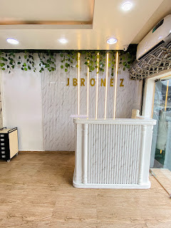 Jbronze, The Luxurious salon in Lekki 18