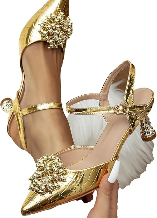 Sassy, Sparkly, and Stylish: 14 Holiday Shoes to Rock This Season 7 g6