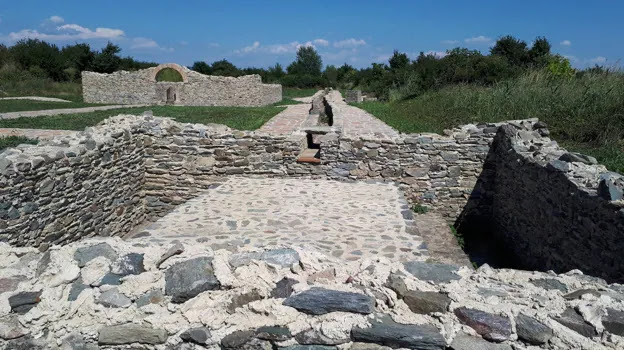 Acueducto romano que abastecía de agua a la ciudad romana de Viminacium