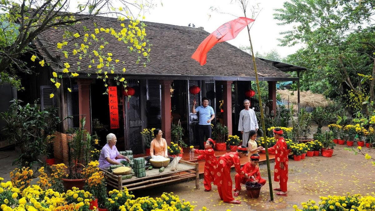Tết nguyên đán là dịp lễ hội quan trọng nhất của người Việt 