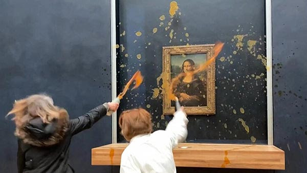 Watch: Deranged Climate Protesters Throw Soup on World's Most Famous Painting