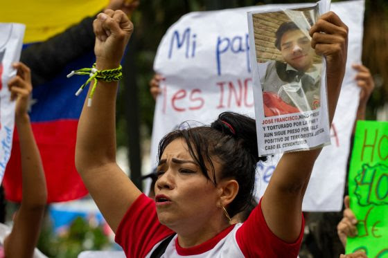 “Mi hijo en vez de graduarse de abogado se está graduando en el Rodeo III de delincuente”