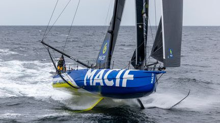 Vendée Globe : Charlie Dalin accentue son avance sur Yoann Richomme au passage à la nouvelle année