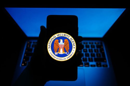 NSA Warns iPhone And Android Users To Turn It Off And On Again _medium