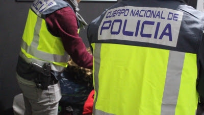 Una mujer agrede con un cuchillo a su novio tras salir de un local en Carabanchel