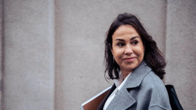 El juez del caso Koldo imputa a la expresidenta de Adif Pardo de Vera por la contratación de una expareja de Ábalos