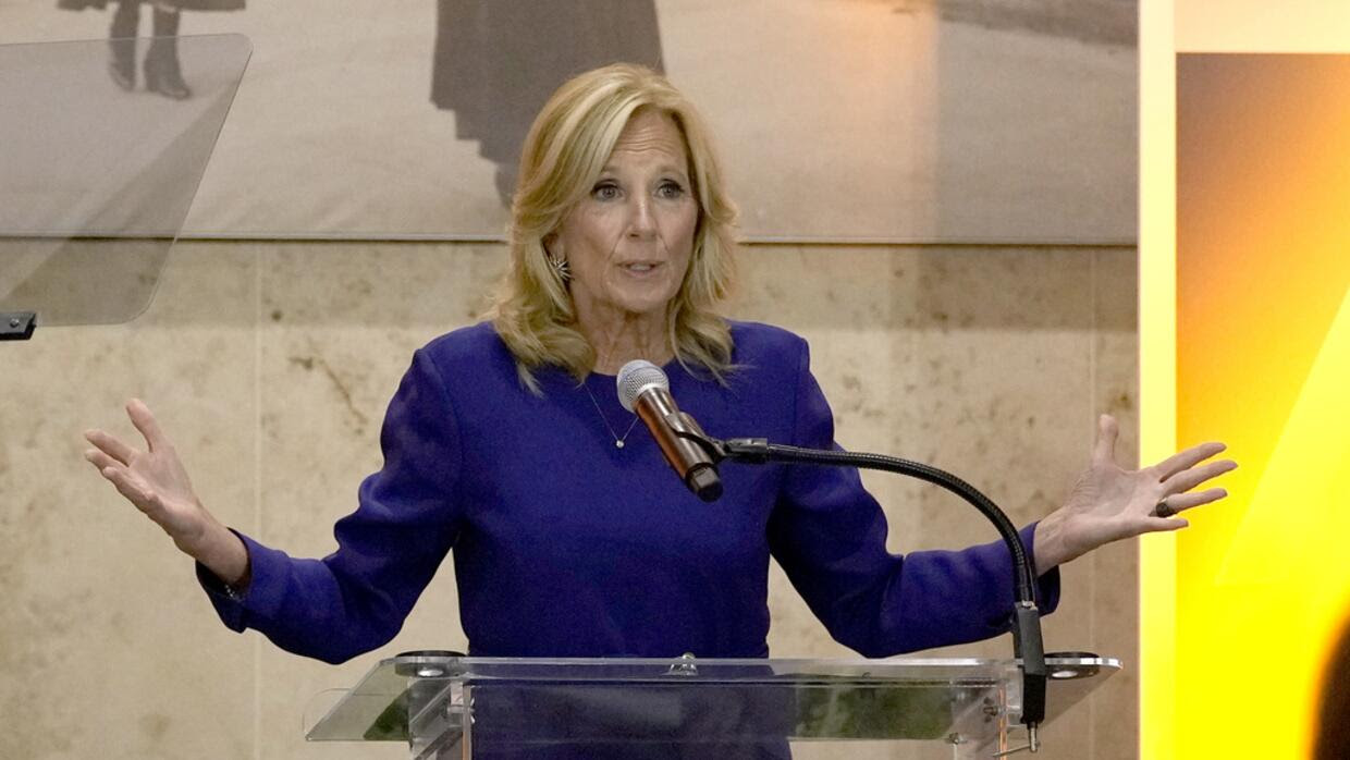 Cómo la primera dama Jill Biden está tratando de salvar la carrera por la reelección de su esposo: ¿será suficiente?