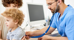 Diagnoza od drugiego roku życia? Autyzm wykrywany zbyt późno. Ministerstwo Zdrowia rozważa wprowadzenie zmian