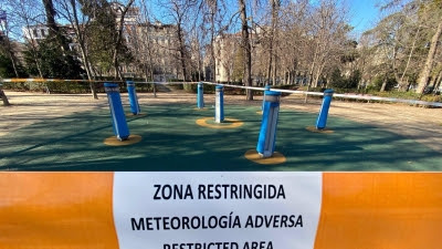 El Retiro y otros 8 parques mantendrán zonas balizadas ante la alerta amarilla por condiciones meteorológicas adversas