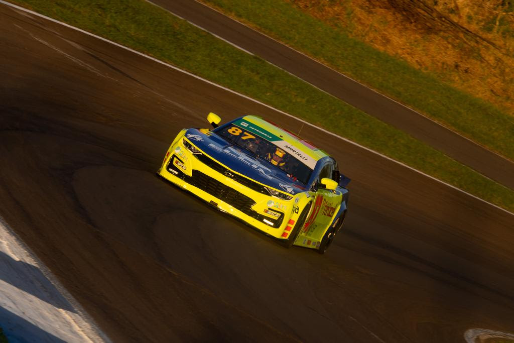 Jorge Martelli #87 é o líder da NASCAR Brasil e da classe Challenge (Luciano Santos / SiGCom)
