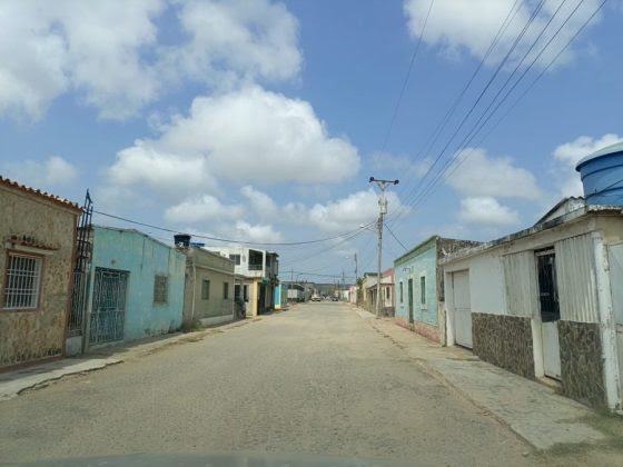 Familias en la península de Paraguaná ruegan para que les llegue la luz