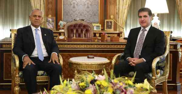 Nechirvan Barzani discusses developing bilateral relations with the Venezuelan ambassador.
